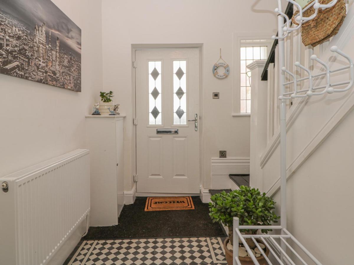 Cosy Coast Cottage Bridlington Exterior photo